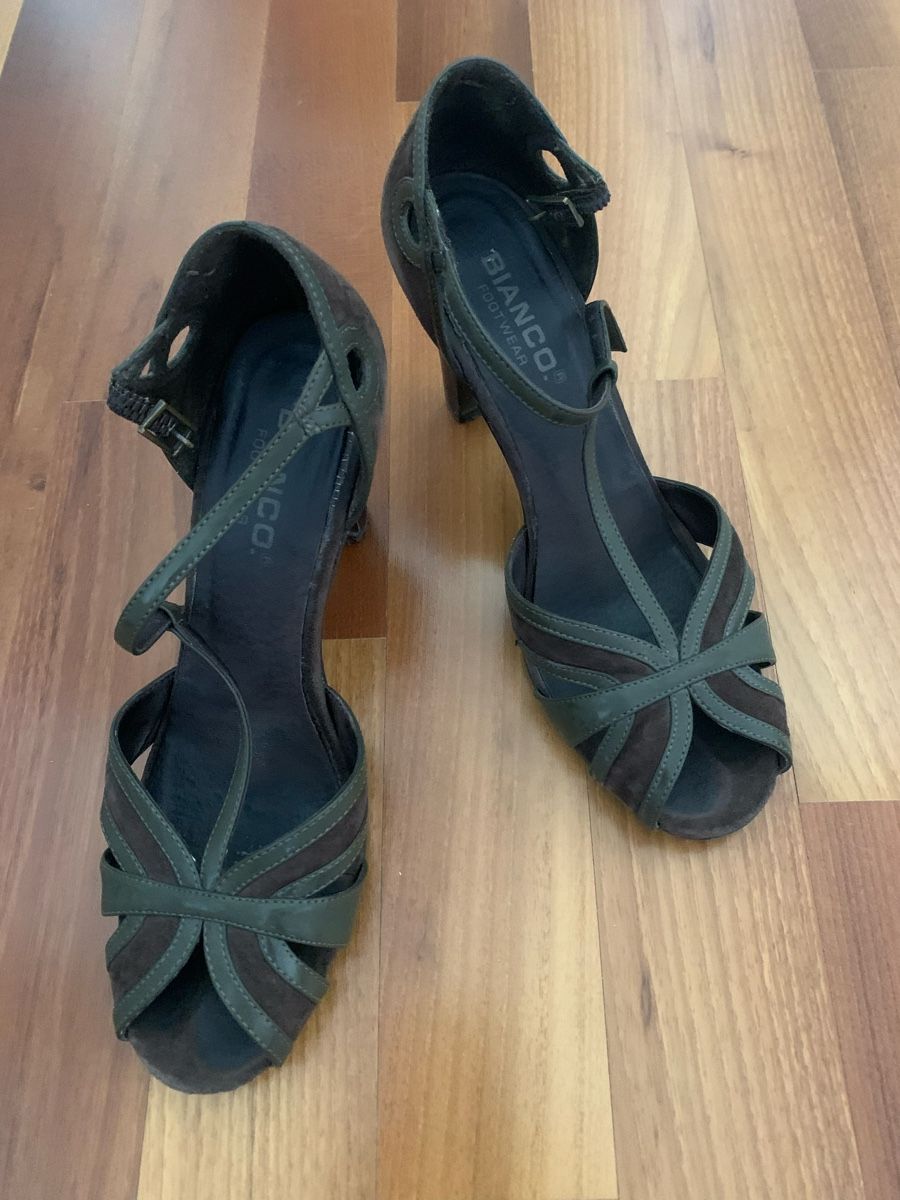 Scarpe da donna: Bianco Brown & Olive Heels - EU 38 – Usato da Lausanne venduto da milasha 1
