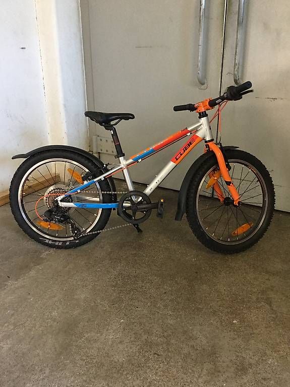 Velos: Kinderfahrrad Cube Acid 200 – Gebraucht aus Bischofszell von Mr.Kompass 3