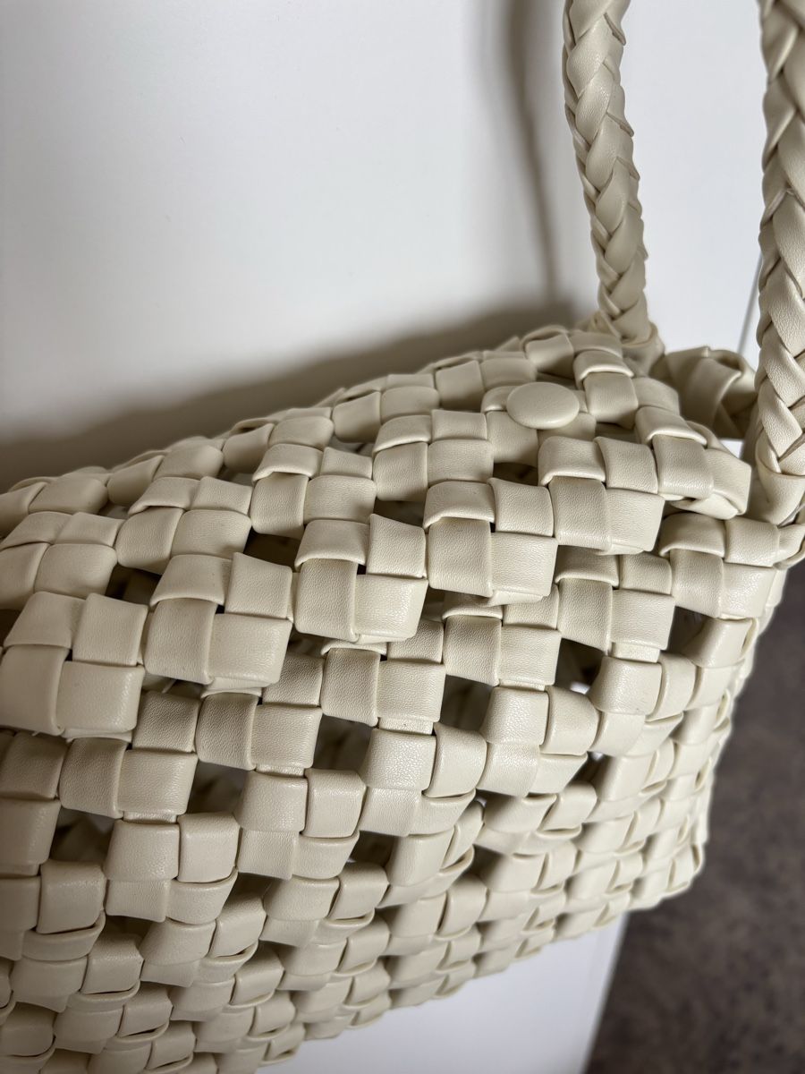 H&M Borse: Vegan leather white bag H&M – Nuovo (secondo la descrizione) da Wallisellen venduto da eli_v7dn 2