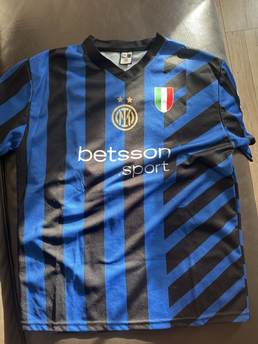 Leibchen & Hosen: Barella Inter Fan Shirt – Gebraucht aus Berikon von bio_h8tn
