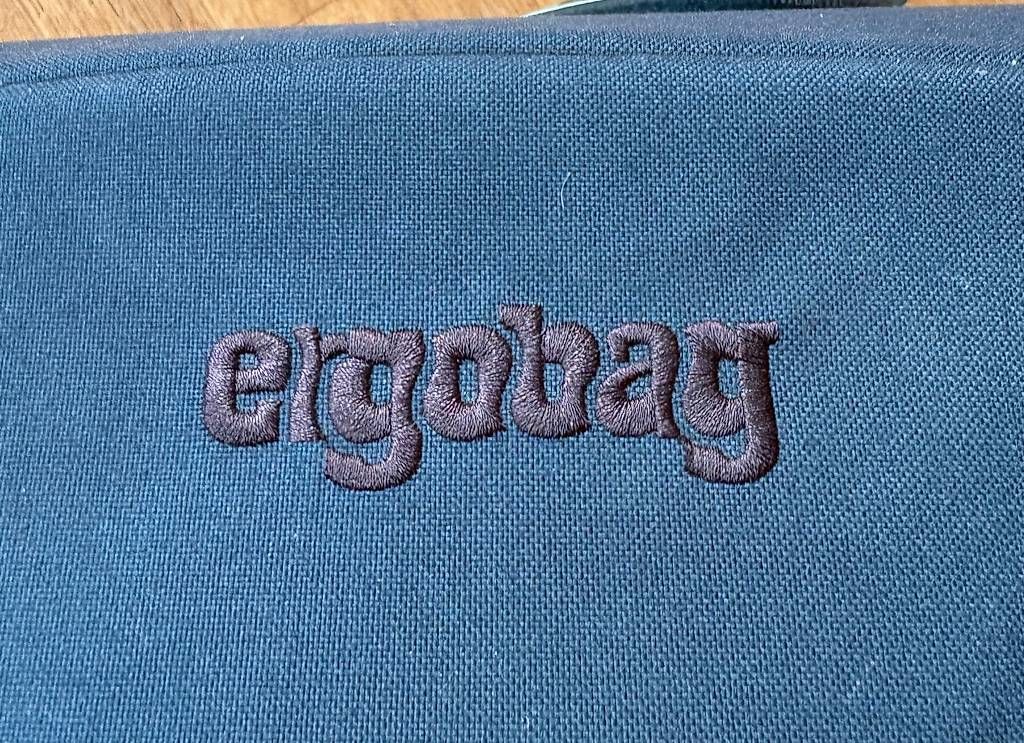 Ergobag Borse & Zaini: Ergobag Schulranzen dunkelblau guter Zustand – Usato da Adligenswil venduto da Johnsepia 3
