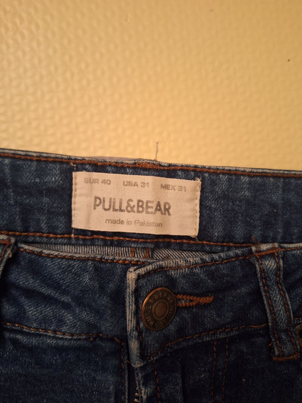 Pull&Bear Jeans: Pull&Bear Jeans, Grösse 40, Herren, Top Zustand! – Nuovo (secondo la descrizione) da Basel venduto da kiko9 2