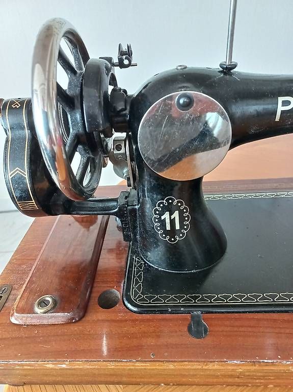 Macchine da cucire: Machine à coudre Pfaff  11  – Usato da Lutry venduto da mig_w7wf 4