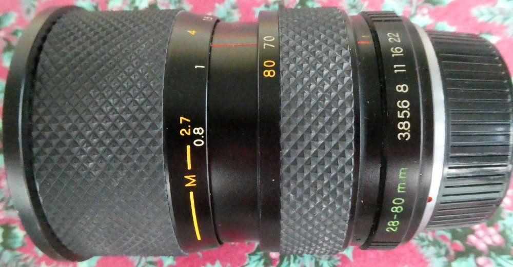 Yashica Objectifs: Yashica-Objektiv – Neuf (Voir description) à Allschwil par Feigenbaum