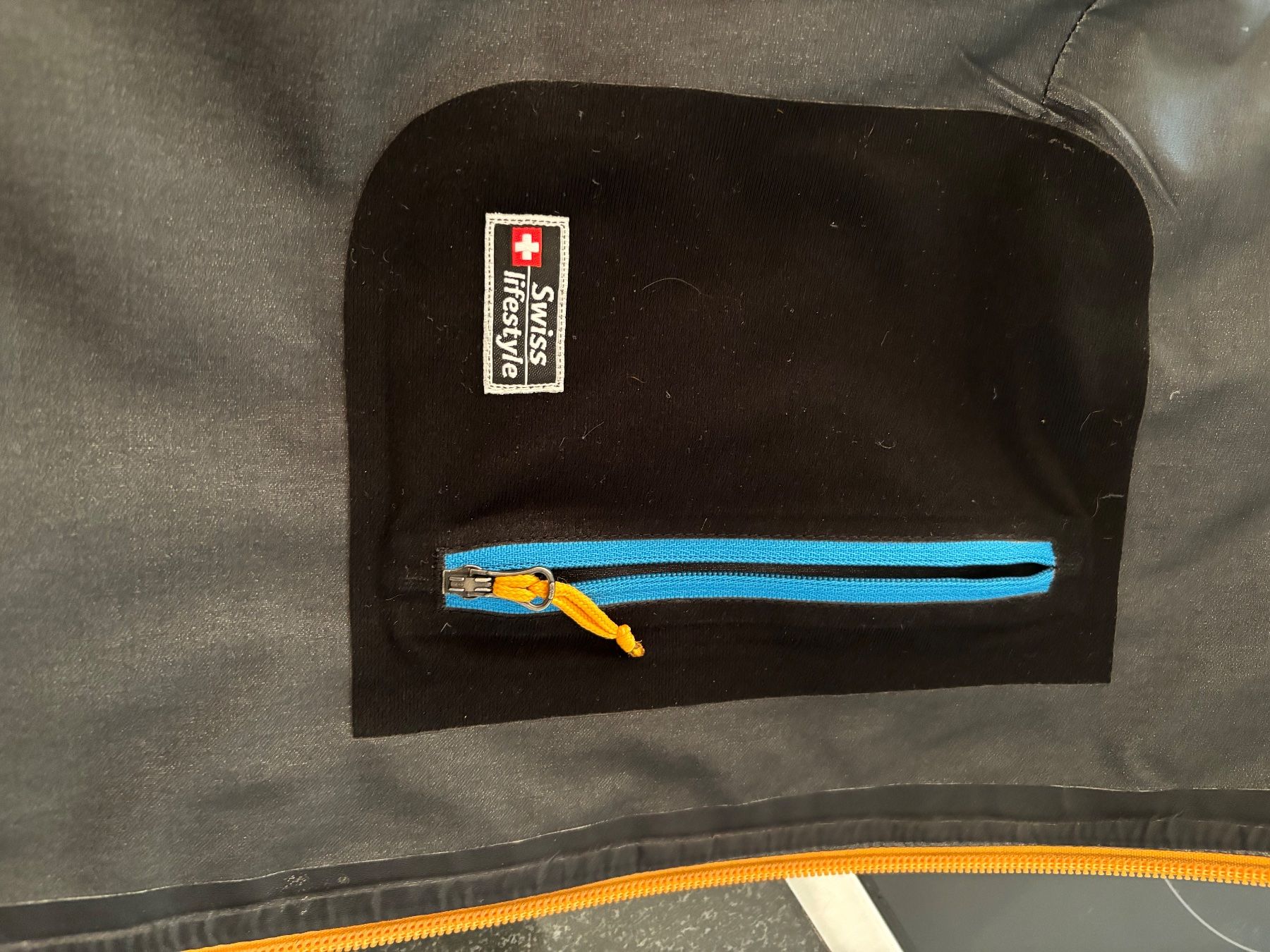 Giacche: Wind- und Regenjacke – Usato da Winterberg ZH venduto da gsc8303 8