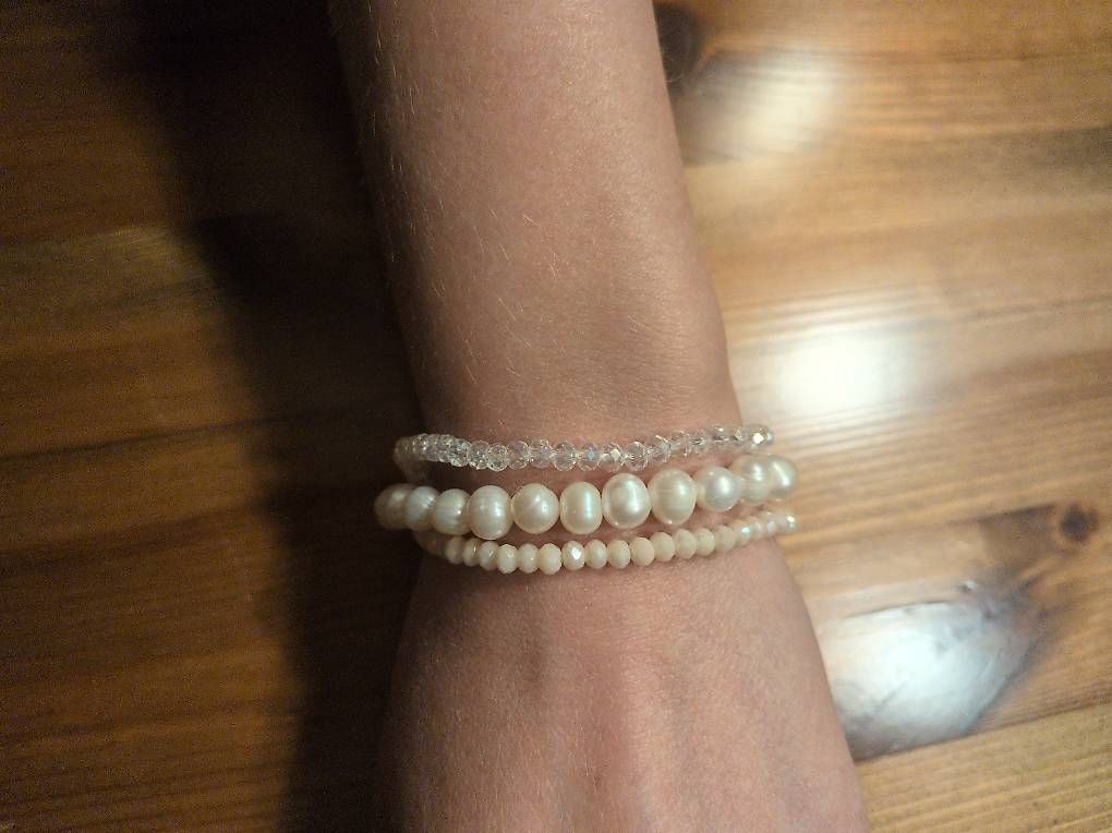 Bracelets: Armband – Neuf avec emballage d'origine à Aarburg par Noemi.H