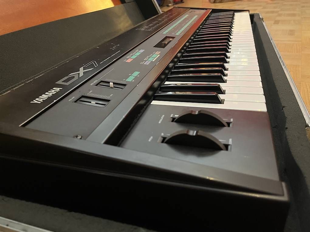 Strumenti musicali: Yamaha DX7 / DX-7 – Usato da Zürich venduto da Frecci123 3