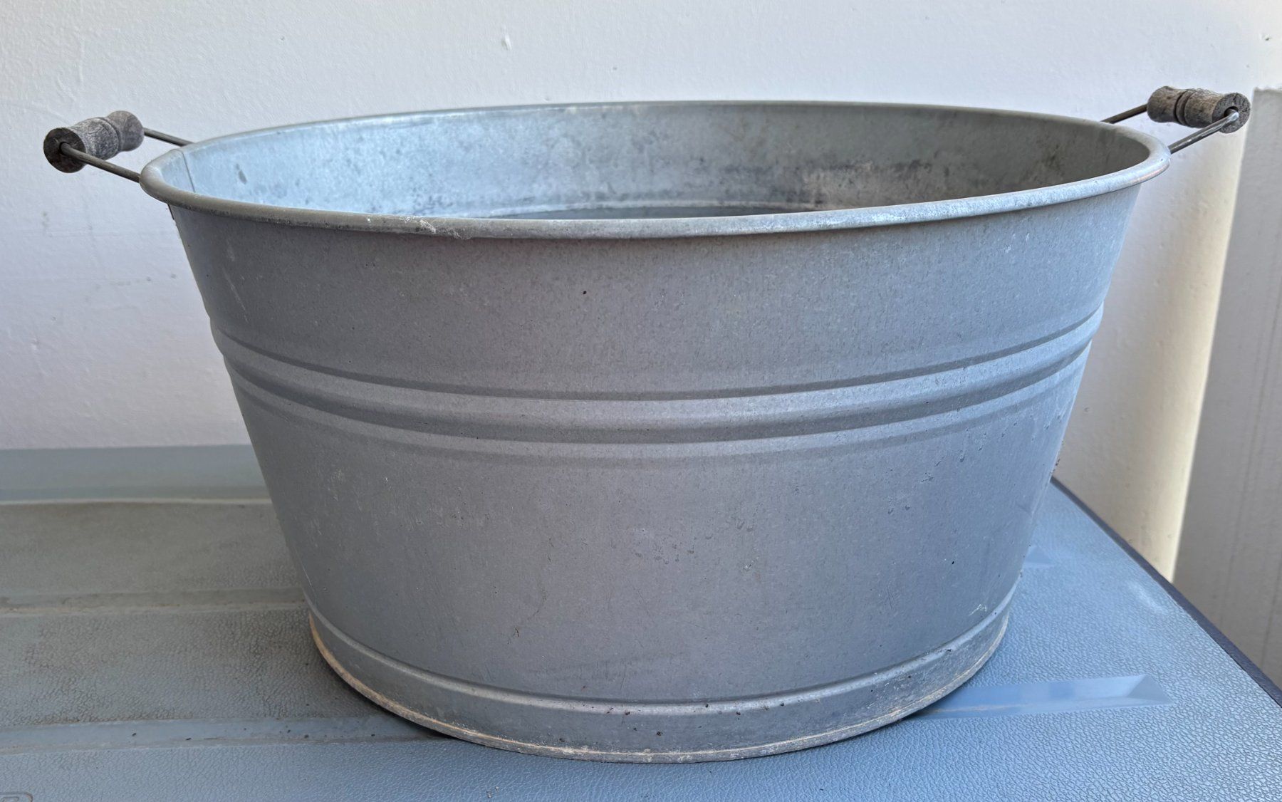 Autres décorations pour le jardin: Zuber Wanne Kübel - rund – D'occasion à Rheinfelden par sabine0101