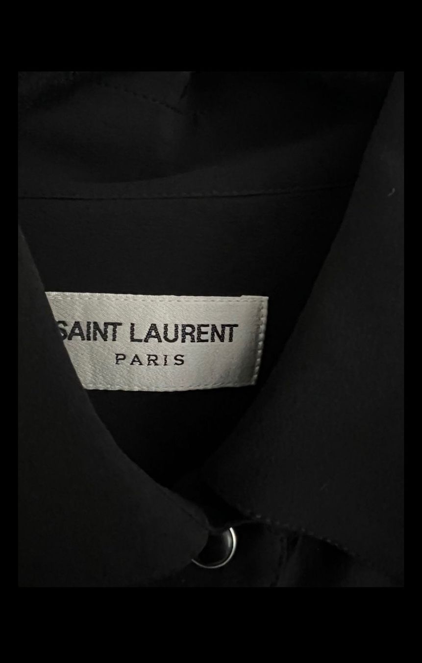 Saint Laurent Blusen: Saint Laurent 100% Seide NEU – Neu (gemäss Beschreibung) aus Weisslingen von Spiegelbild0 2