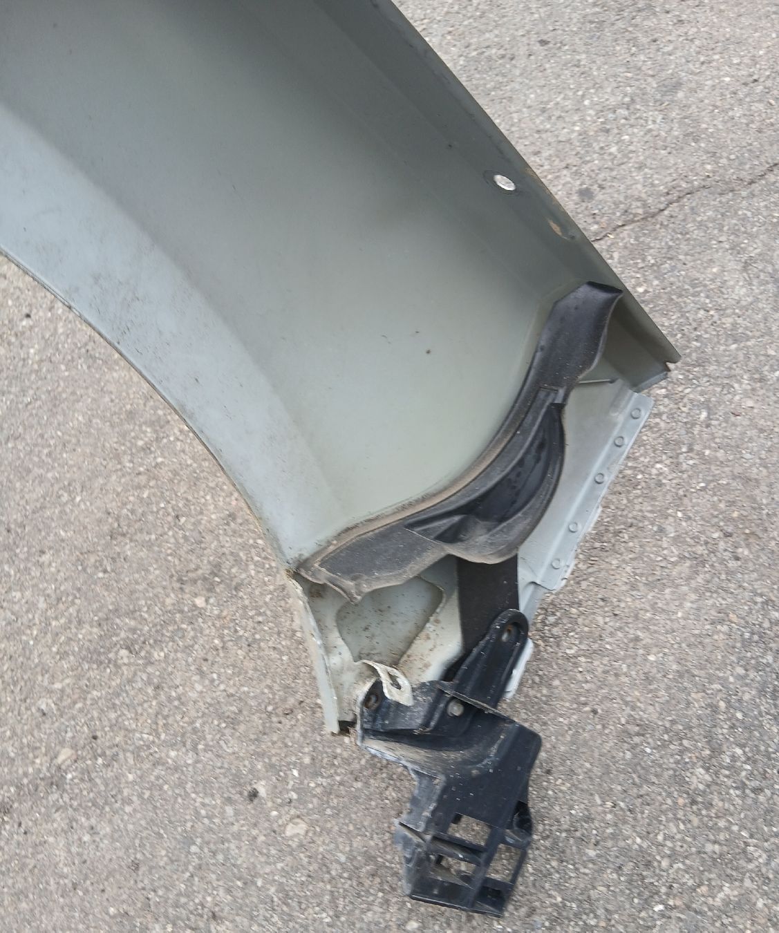 Land Rover Toutes les pièces auto: Aile gauche Range Rover 2002-2012  – D'occasion à la heutte par Auto-stock 1