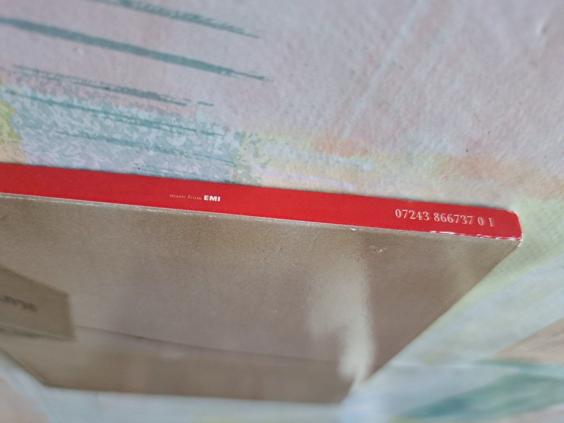 CD: CD Slut - All we need is silence  – Usato da Pully venduto da bro_n52j 2