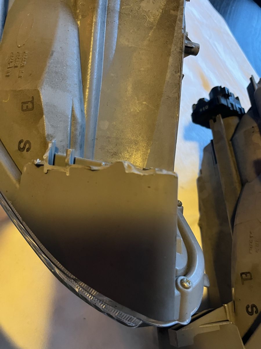 Fari: Daihatsu Frontscheinwerfer Defekt 3stk – Difettoso da bretzwil venduto da nightflasher 4