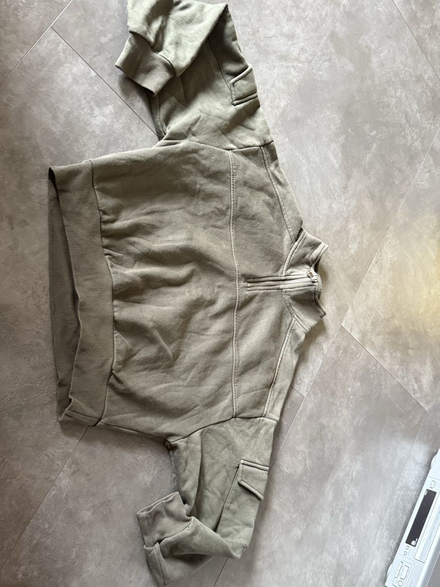 Maglioni & Felpe: Pullover kurz – Usato da Oeschgen venduto da Mich_elle