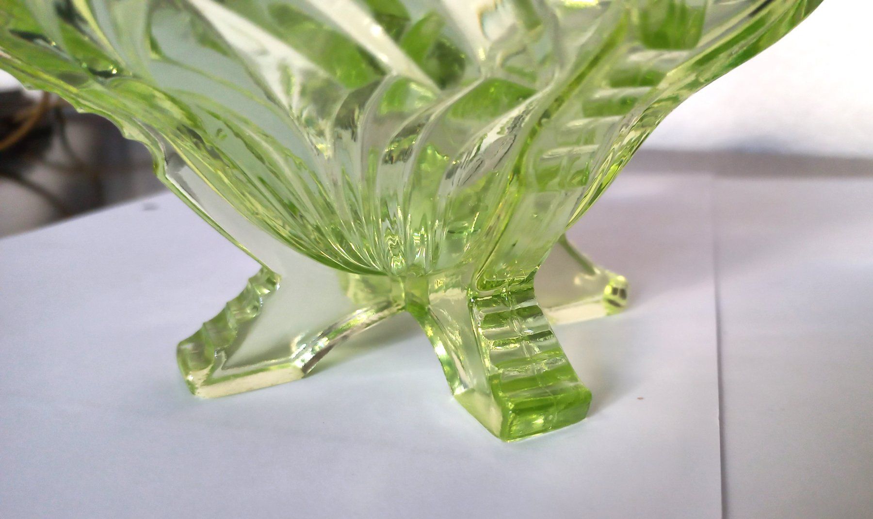 Vasi & Recipienti: Sowerby Art Deco Uranglas Blumenvase – Usato da Bévilard venduto da Orscha 2