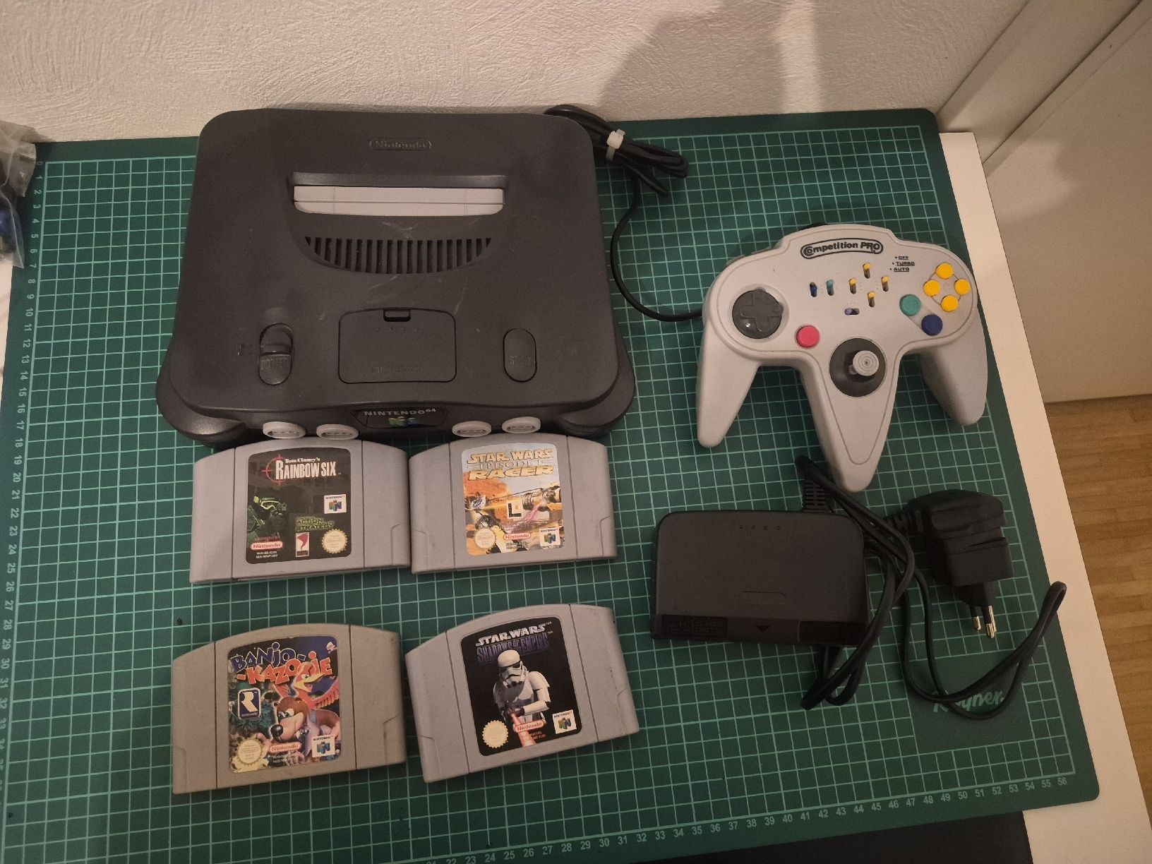 Nintendo Console: Nintendo 64 Console Bundle With 4 Games & Controller – Usato da Meyrin venduto da Retro-GZ