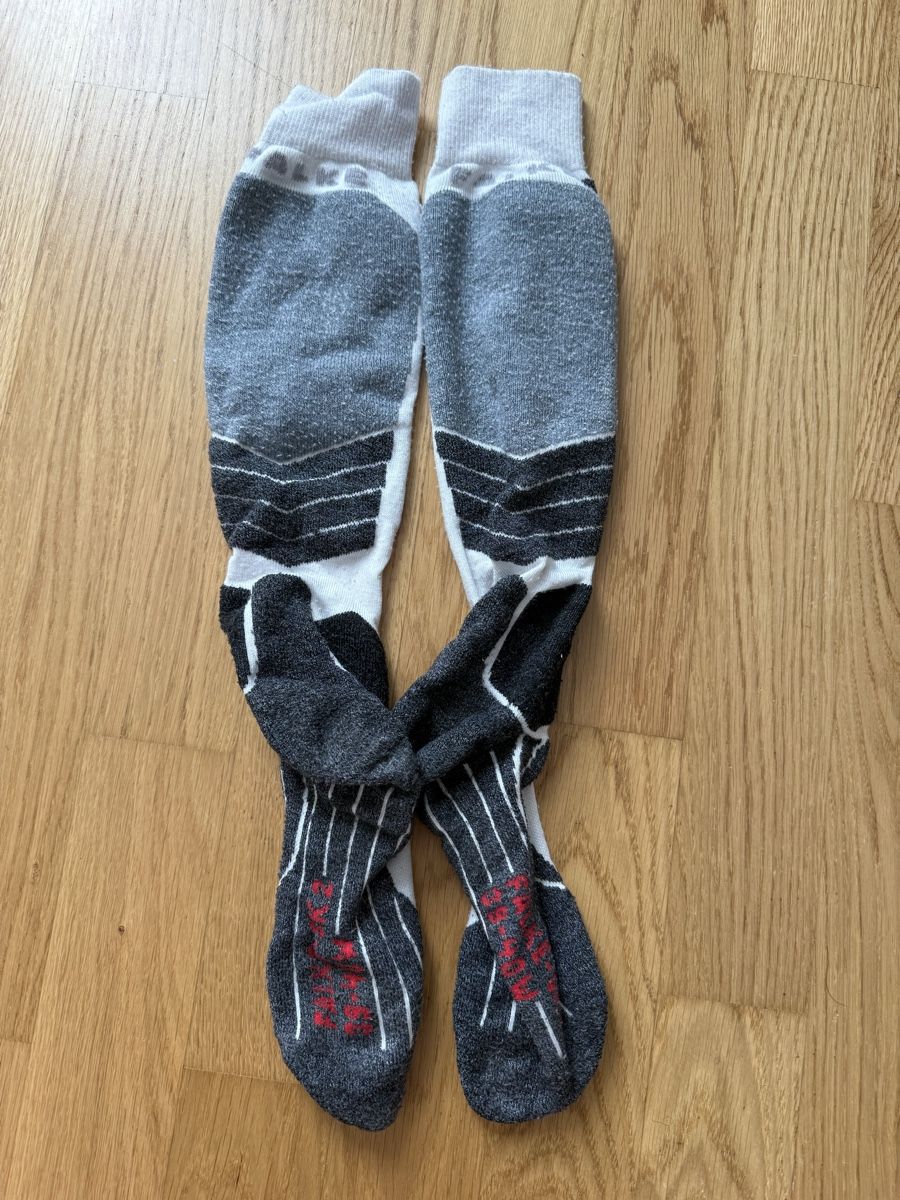 Falke Socken: Falke Skisocken Gr. 39-40 – Gebraucht aus Zürich von Lenath22 1
