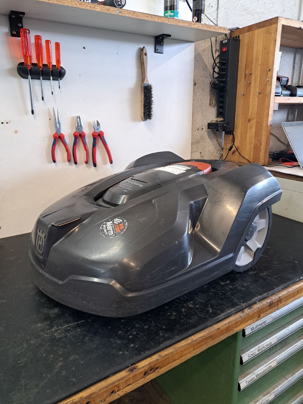 Husqvarna Tagliaerba: Husqvarna Automower 420 – Usato da Frauenfeld venduto da HilzingerAG