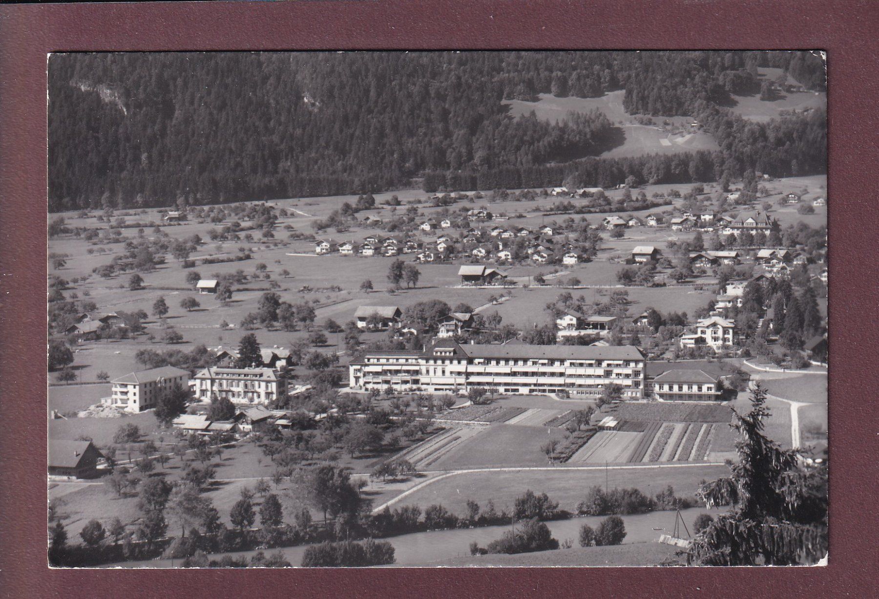 Cartoline postali: UNTERSEEN - Bezirksspital - 1961 – Usato da Pully venduto da nicecards