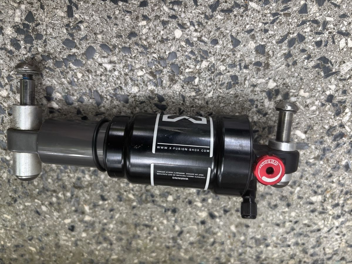 Fox Pezzi di ricambio: X-Fusion RC32 Dämpfer – Usato da Zofingen venduto da melifedi 1