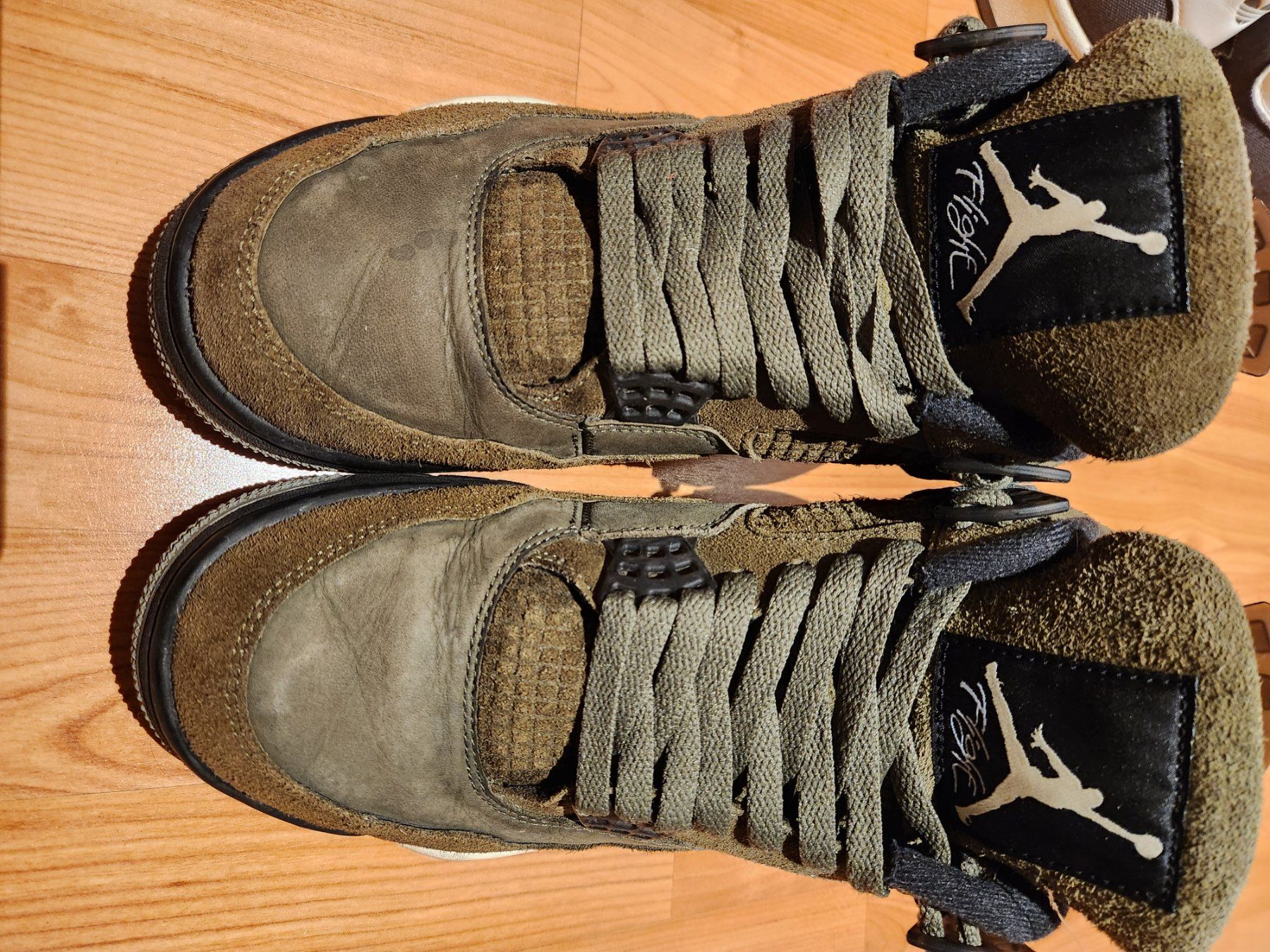 Jordan Scarpe da uomo: Jordan 4 Olive, taille 42.5 – Usato da Echandens venduto da kimy03 4
