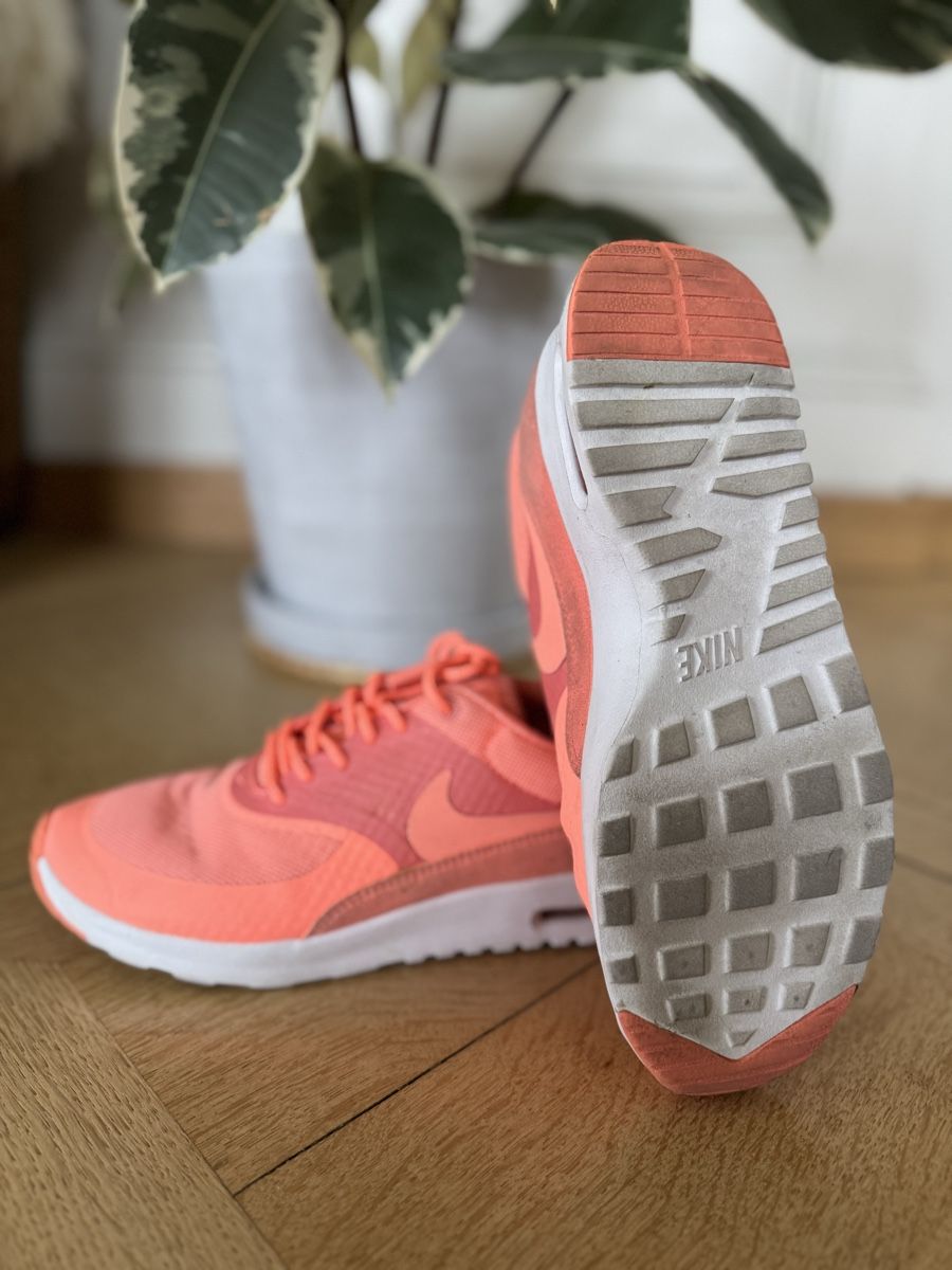 Nike Scarpe da donna: NIKE AIR MAX THEA Atomic Rosa Women – Usato da Bern venduto da Jasminp90 1
