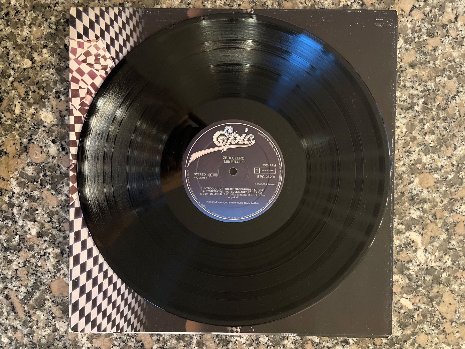Dischi in vinile: S1584/Mike Batt - Zero Zero – Usato da Frutigen venduto da Philippe_jsp 3