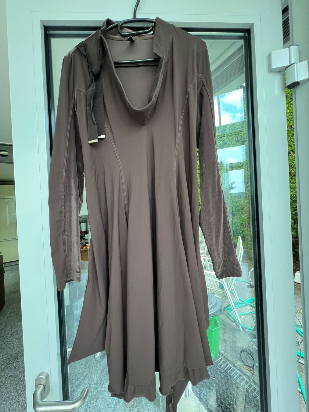 High Vestiti: Kleid von High – Usato da Remigen venduto da Orlana7