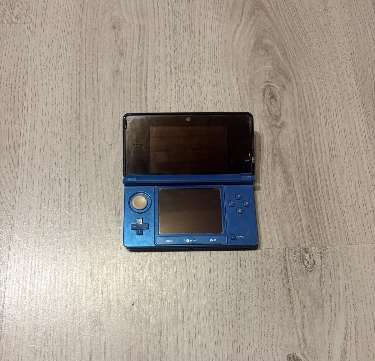 Nintendo Console: Nintendo 3DS bleue bon état – Usato da Reconvilier venduto da raaaph