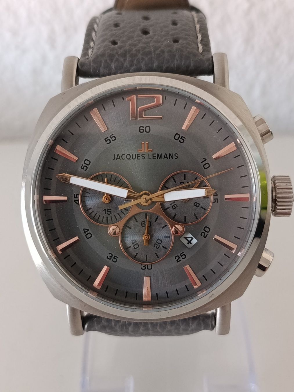 Jacques Lemans Orologi: JAQUES LEMANS  UHR - CHRONOGRAPH - FAST NEU IN ORIGINALBOX – Usato da Tobel venduto da fuertinero