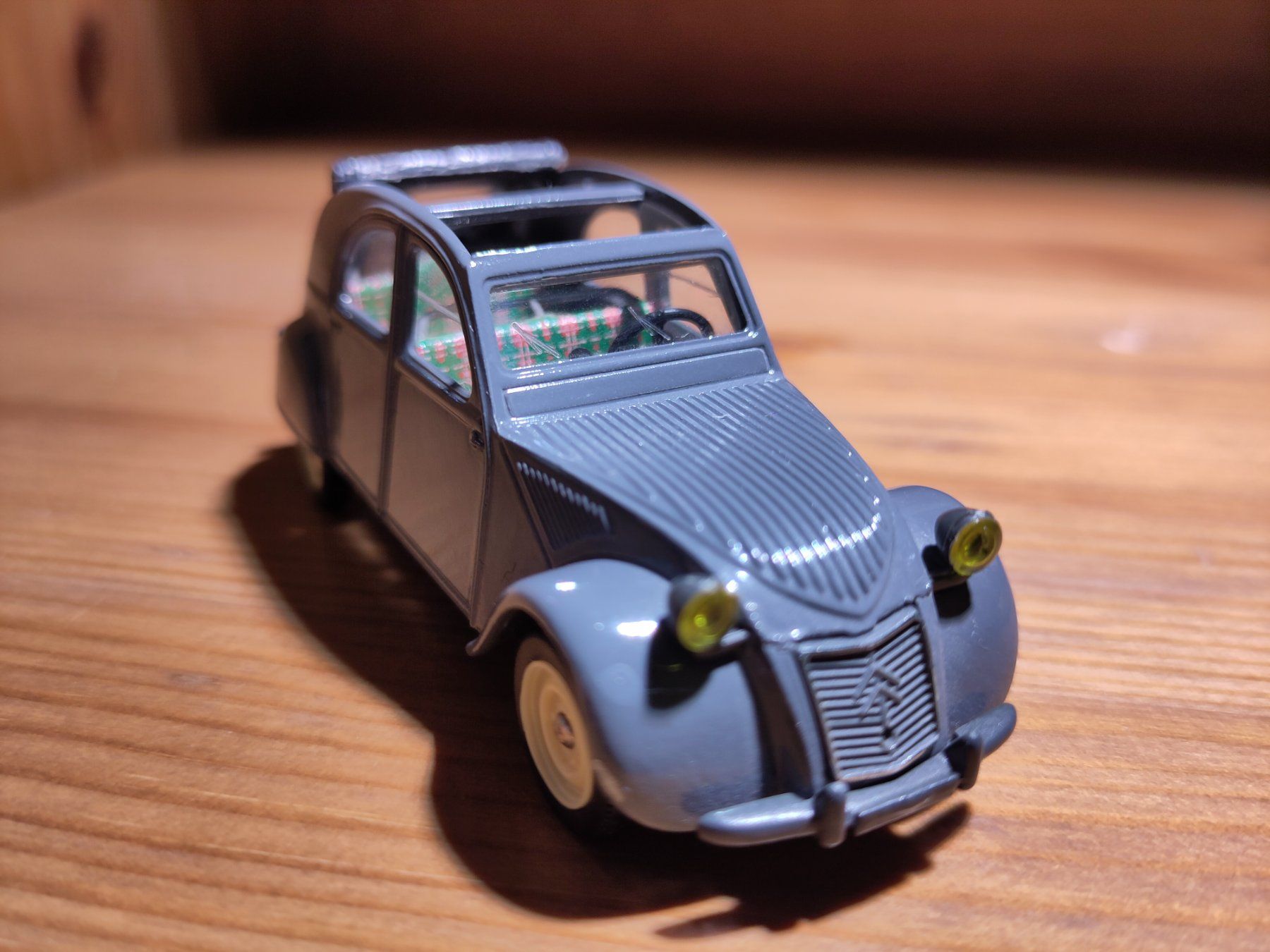 Vitesse Modellini d'auto: Modellauto Vitesse 2CV – Usato da Bülach venduto da Tiefschlaflos 1