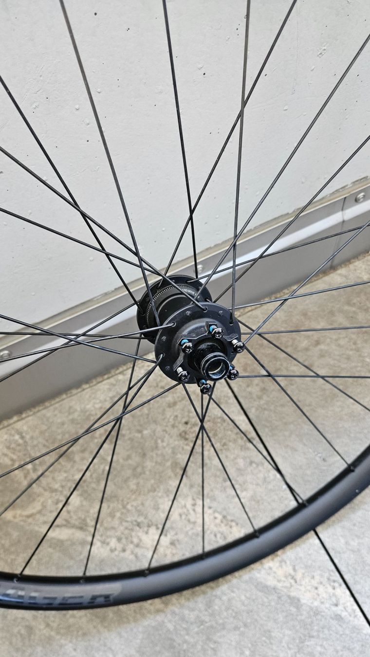 Ersatzteile: Bontrager Line Comp 30 TLR MTB Laufräder – Gebraucht aus Brunnen von chief97 6