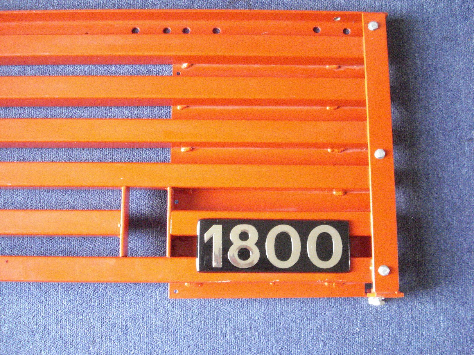 Schilter Trattori: Kühlergitter zu Schilter 1800 – Nuovo (secondo la descrizione) da Unteriberg venduto da gamswild 1