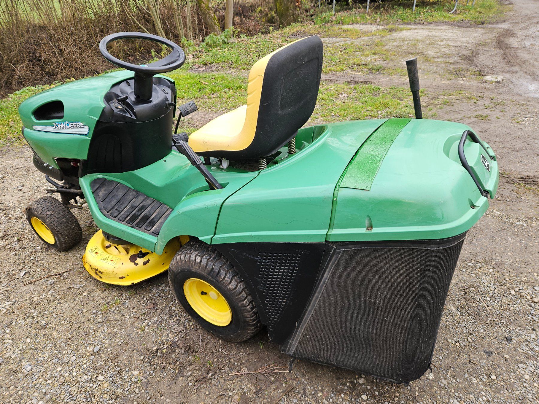 Tagliaerba: Rasentraktor John Deere – Usato da Oberburg venduto da M86 4