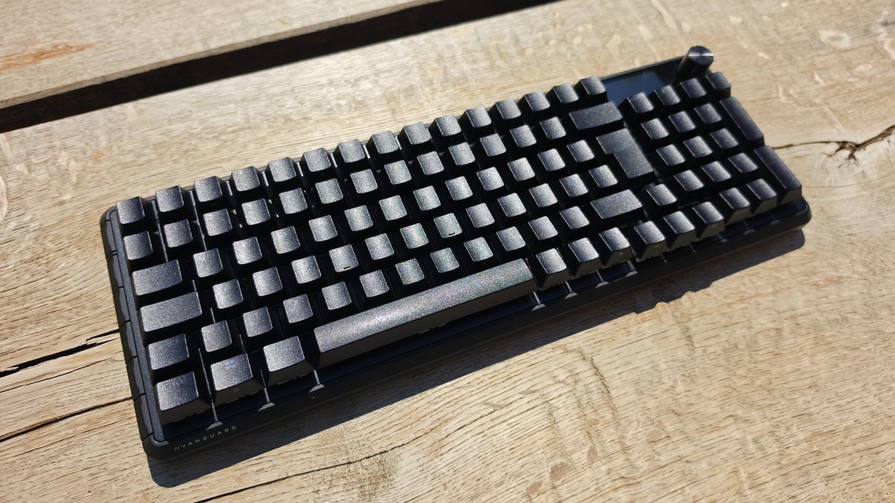 Corsair Tastaturen: Corsair Vanguard PRO 96 Hall Effect + LCD Screen, DE Layout – Gebraucht aus Kesswil von LinoundLukas00 5