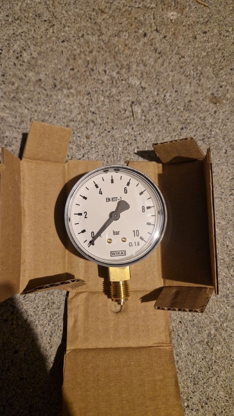 QWORK® Manometer Wasserdruck 1/4BSPT, 0-3 Bar 53mm Wasserdruckmesser mit Messingadapter, für Pool & Fischteiche QWORK® Manometer Wasserdruck 1/4BSPT, 0-3 Bar 53mm Wasserdruckmesser mit Messingadapter, für Pool & Fischteiche
