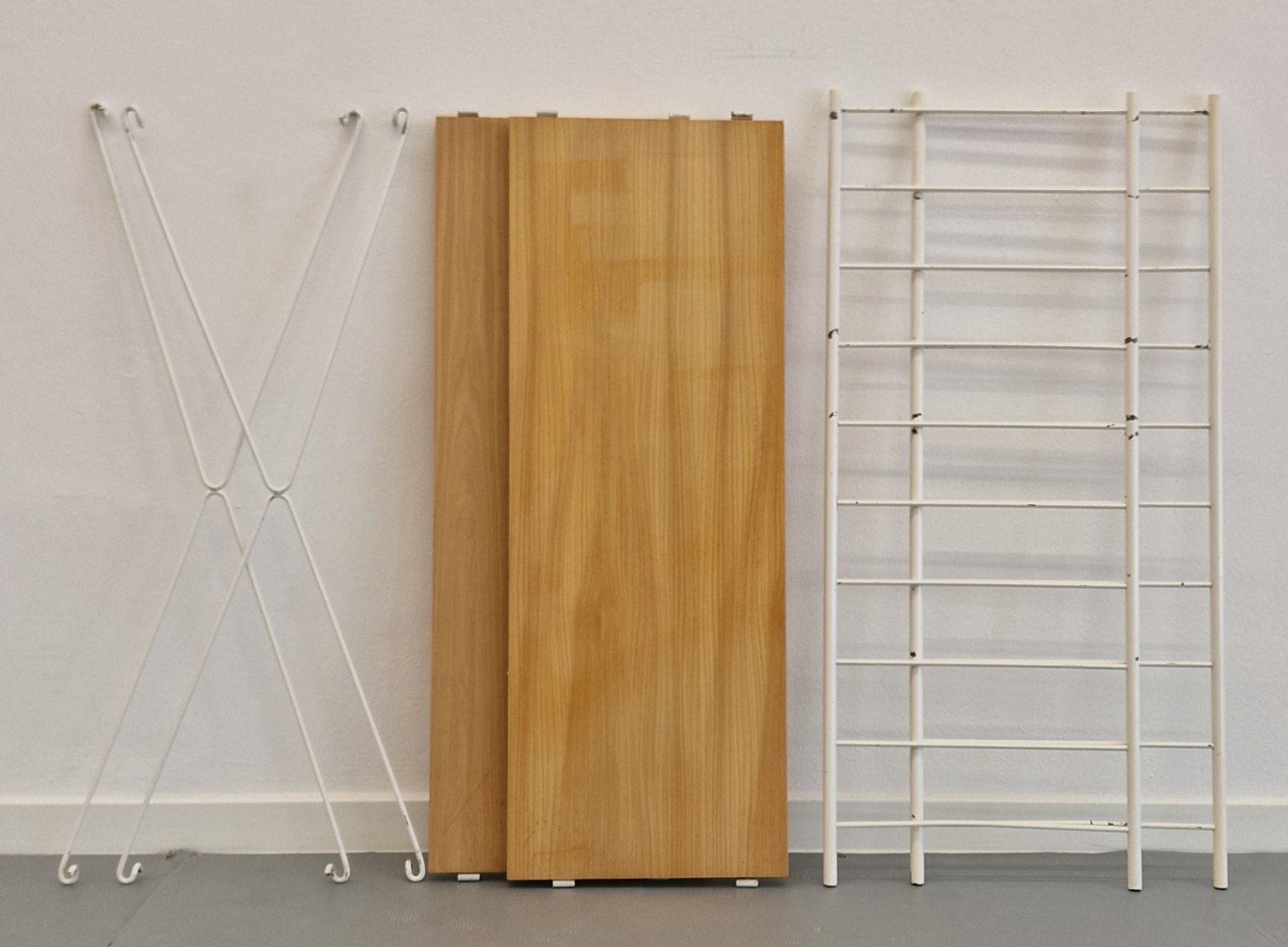 Scaffali: MCM Vintage Design, WHB Germany String Regal, 1960er – Usato da St. Gallen venduto da chambredirecte 6