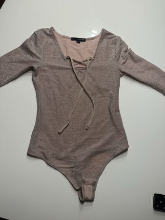 Glitzer Bodysuit S ,rosa, Schnürung vorne, langarm, perfekt 
