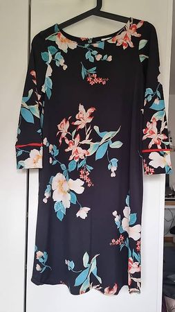 Kleid - Wallis petite, Gr. 36