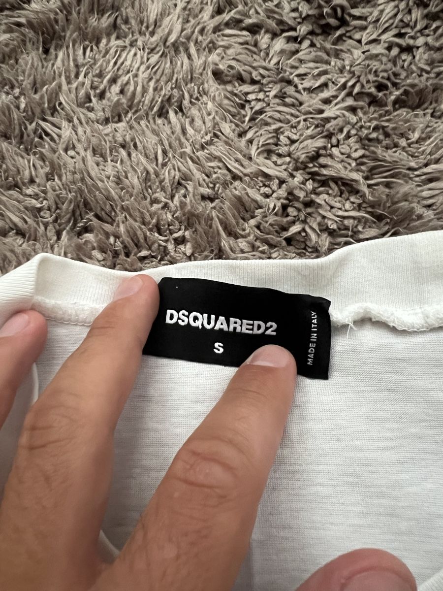 Dsquared2 T-Shirts: Dsquared2 T-Shirt weiss – Gebraucht aus Herisau von ogkosta 1