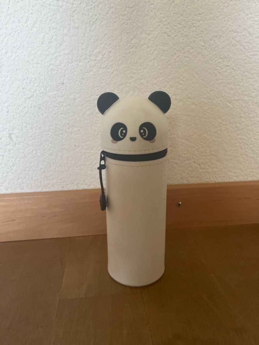 Legami Sonstiges Schreiben & Zeichnen: Legami Panda Etui – Gebraucht aus Bern von Kanu21