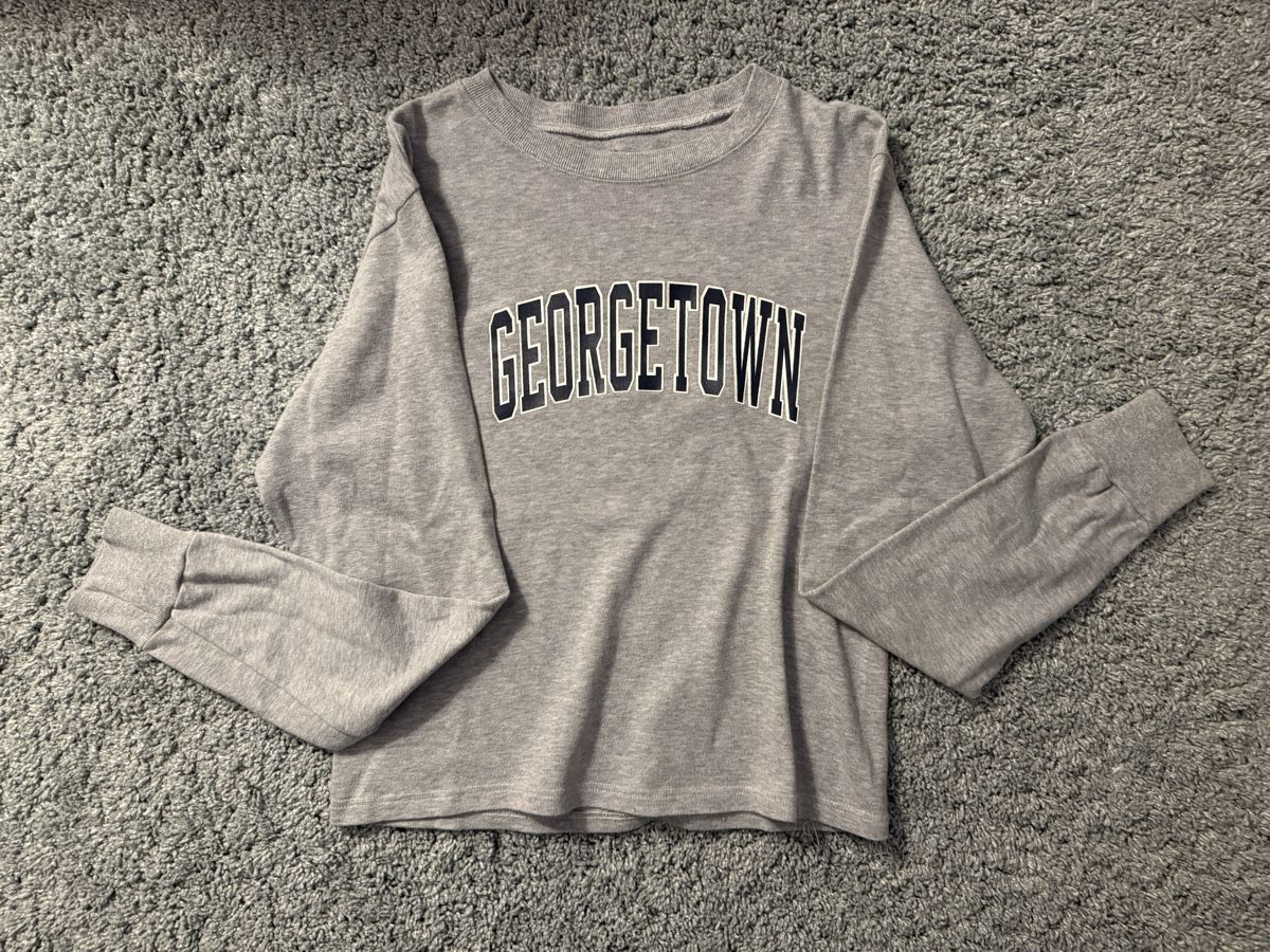 Brandy Melville Tops: Brandy Oberteil  – D'occasion à Binningen par zoemaya