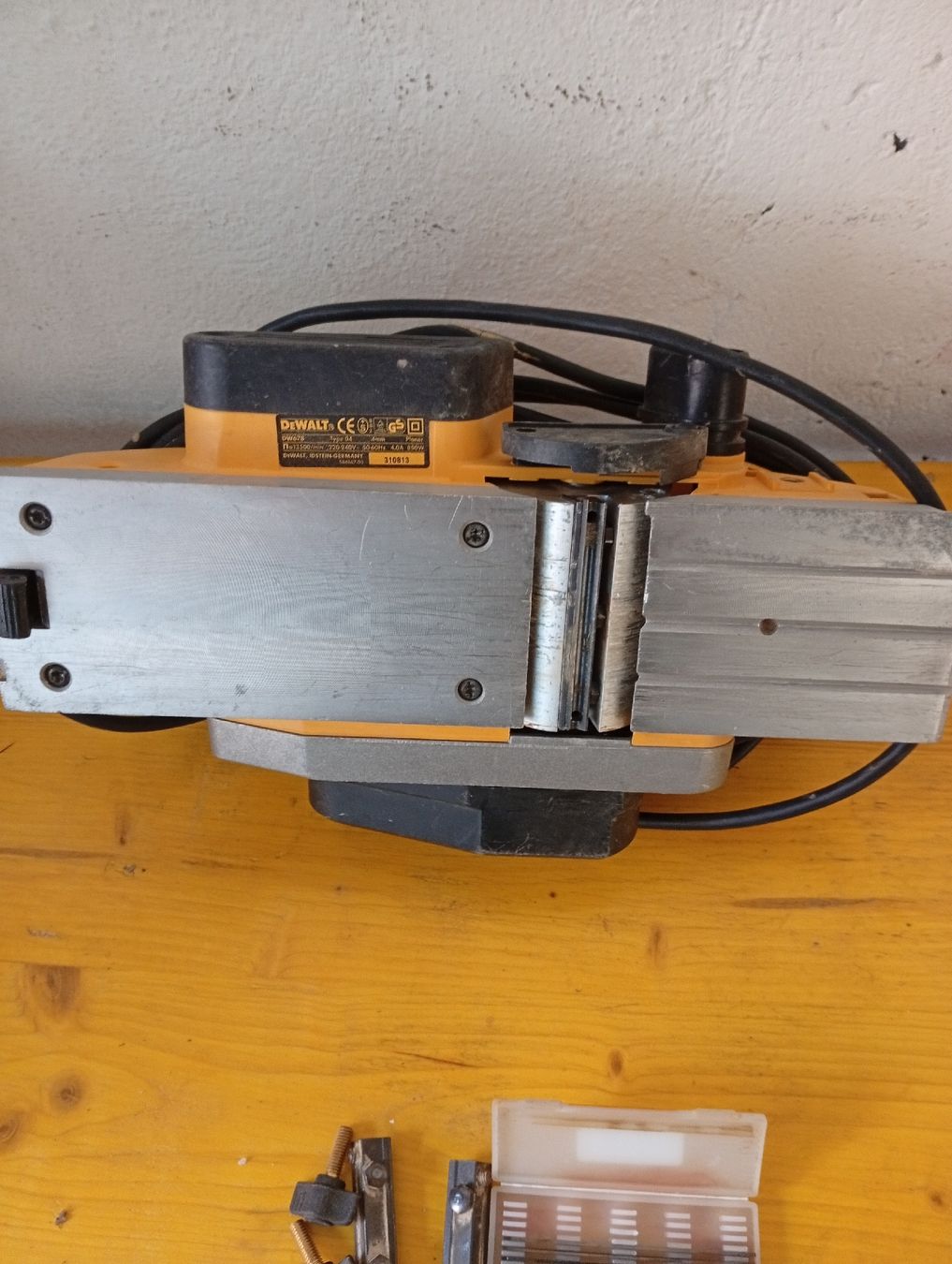 Tutte le macchine: Hand Hobelmaschine DEWALT – Usato da Berneck venduto da Schlings 1