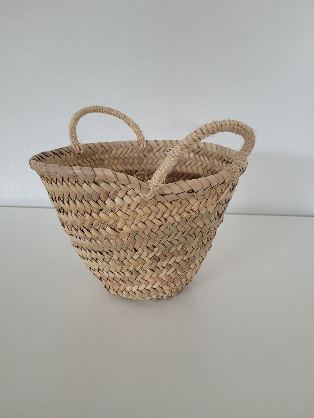 Sonstiges für Haushalt & Wohnen: Kleines geflechtetes Körbchen – Neu (gemäss Beschreibung) aus Aarburg von NDK 2