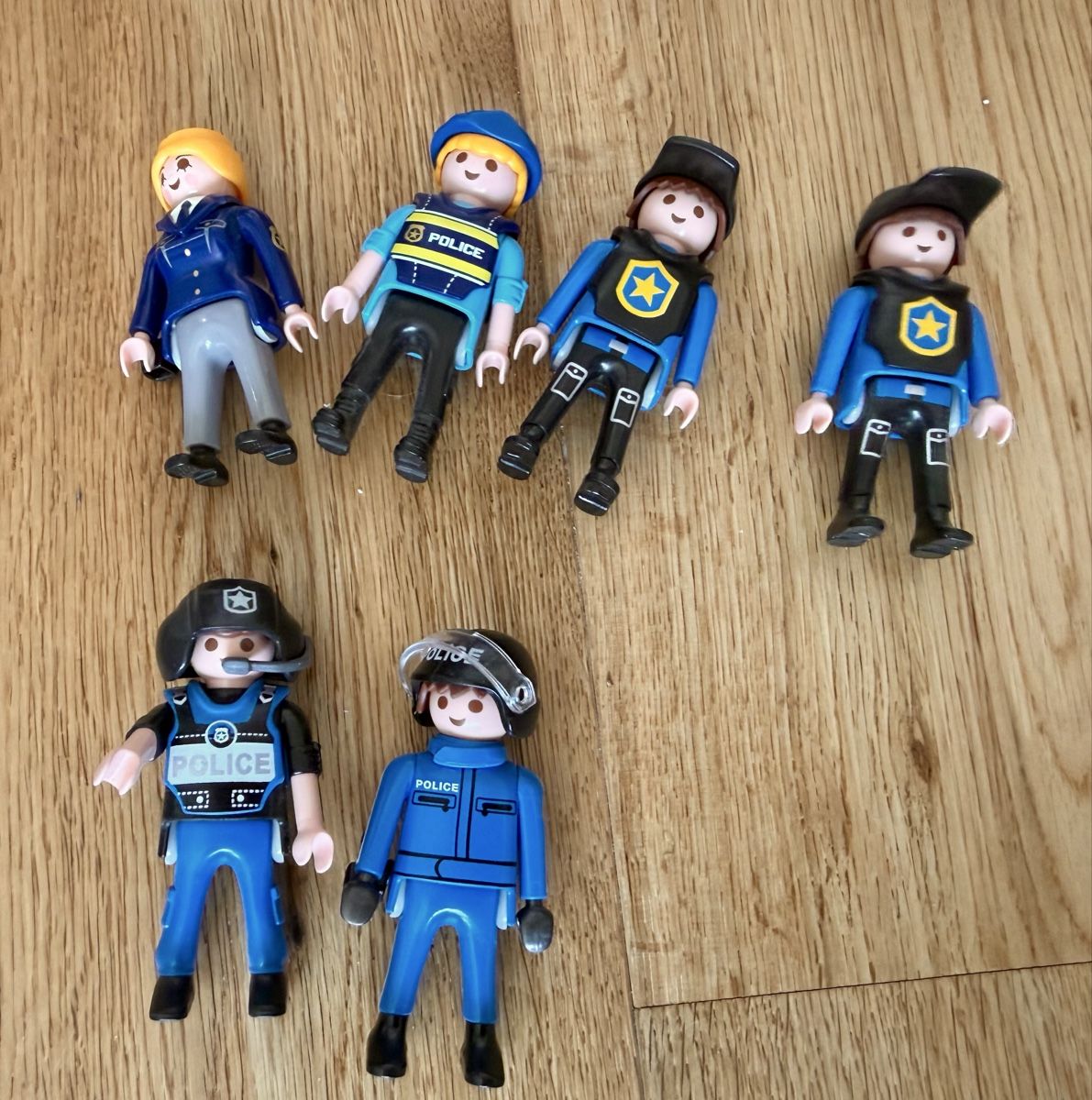 Playmobil Giocattoli: Playmobil Polizei-Set mit Boot, Helikopter etc. – Usato da Nänikon venduto da Nd73 4