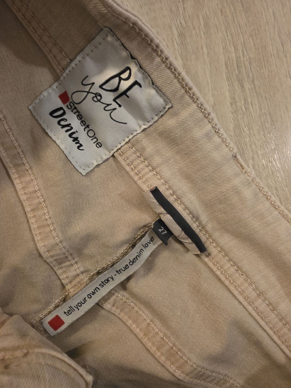 Jeans: 2 Damen Jeans gr 36 – Gebraucht aus Wigoltingen von Zuckerfee84 2
