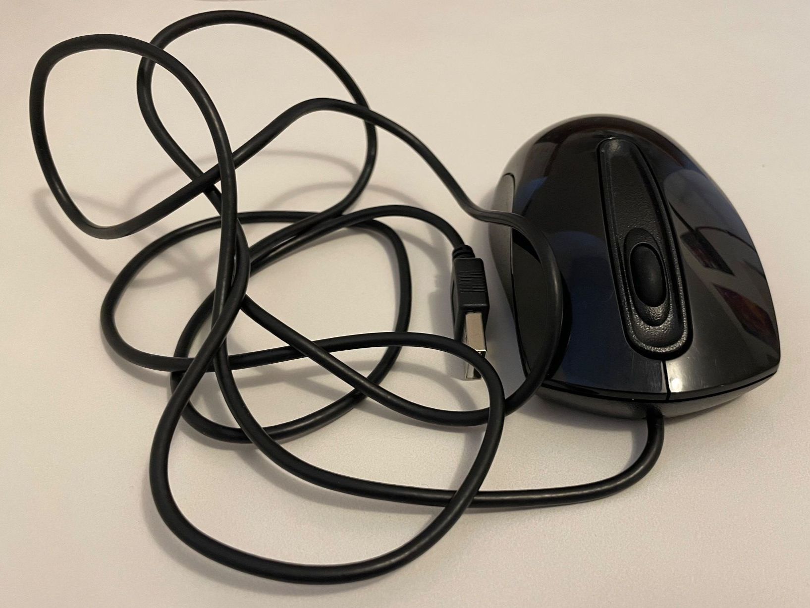 Asus Mouse: ASUS Computer Maus, Kabelgebunden Model: MOBTUO – Nuovo (secondo la descrizione) da Zürich venduto da Joba-Sell