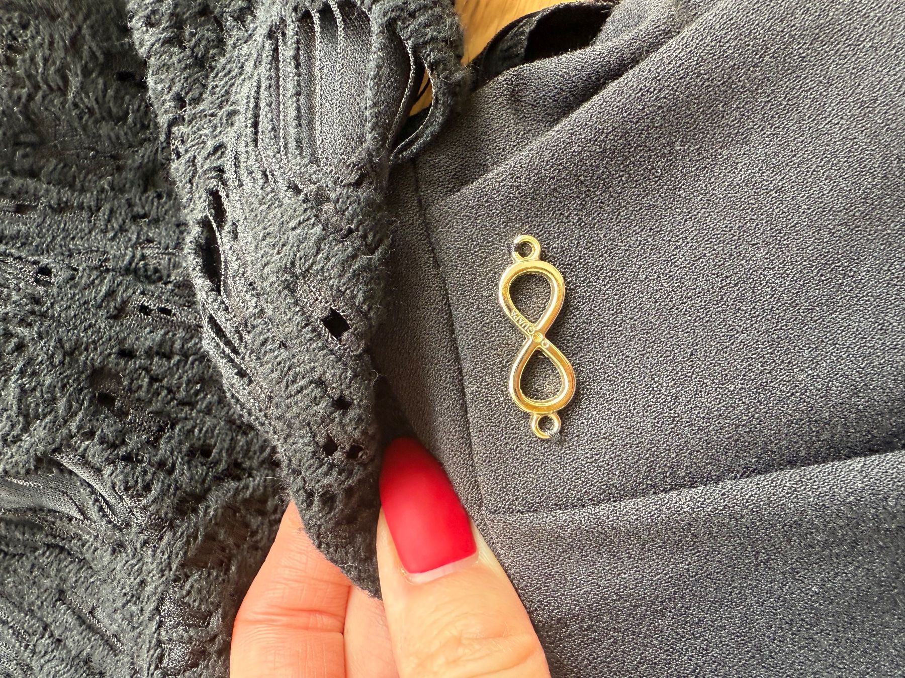 Jumpsuits: Elegant Black Jumpsuit – Gebraucht aus Basel von dar_ch4051 2