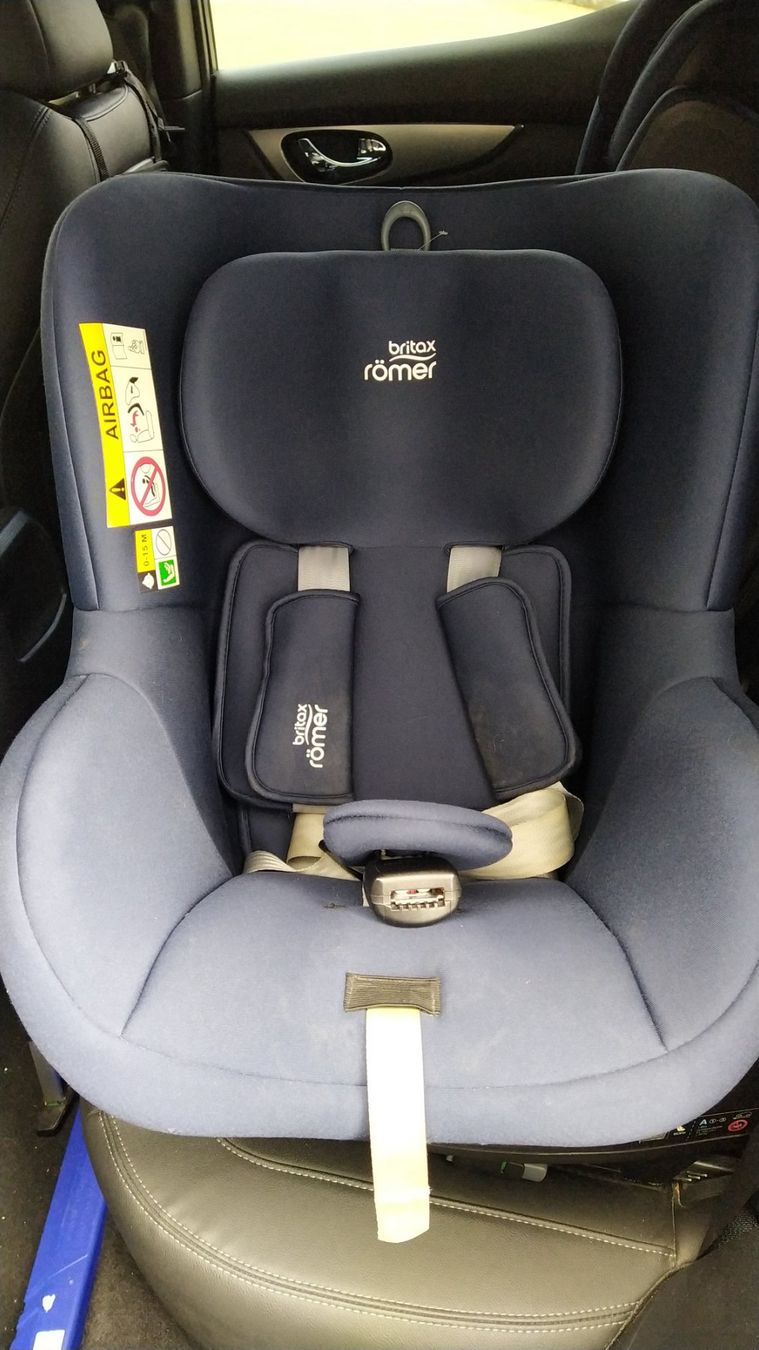 Britax Römer Seggiolini per auto: Britax Römer Dualfix M Plus – Usato da Kappel SO venduto da teiger83 3