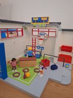 Playmobilturnhalle 9454 - TOP ZUSTAND, mit Einrichtung