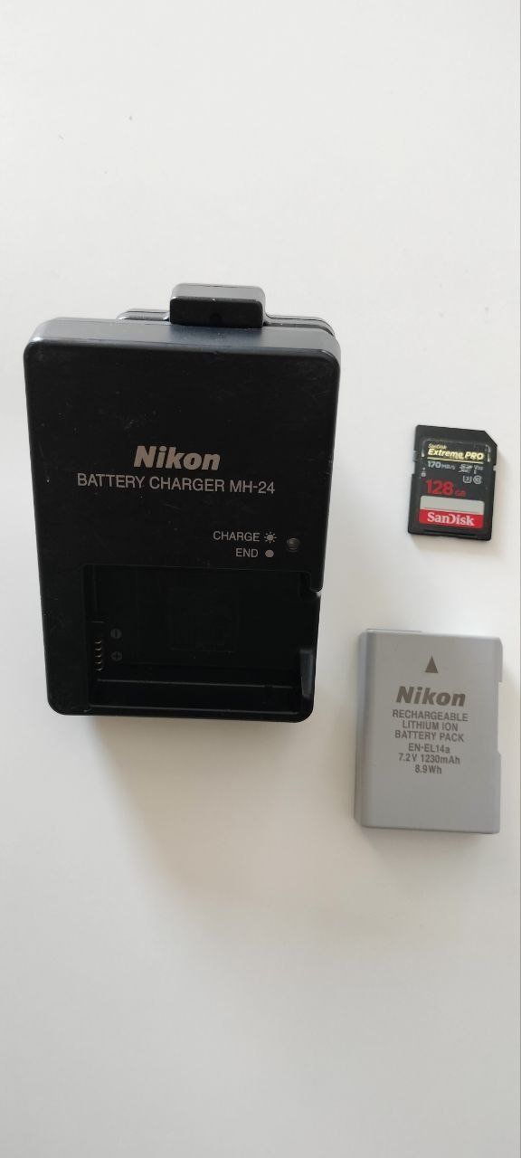 Nikon Appareil photo: Nikon D3400 Spiegelreflex Digitalkamera – Neuf (Voir description) à Goldach par Superman77 2